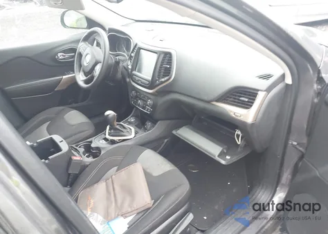 2018 Jeep Cherokee Latitude Tech Connect 4X4 from USA, damaged, VIN 1C4PJMCB7JD599098